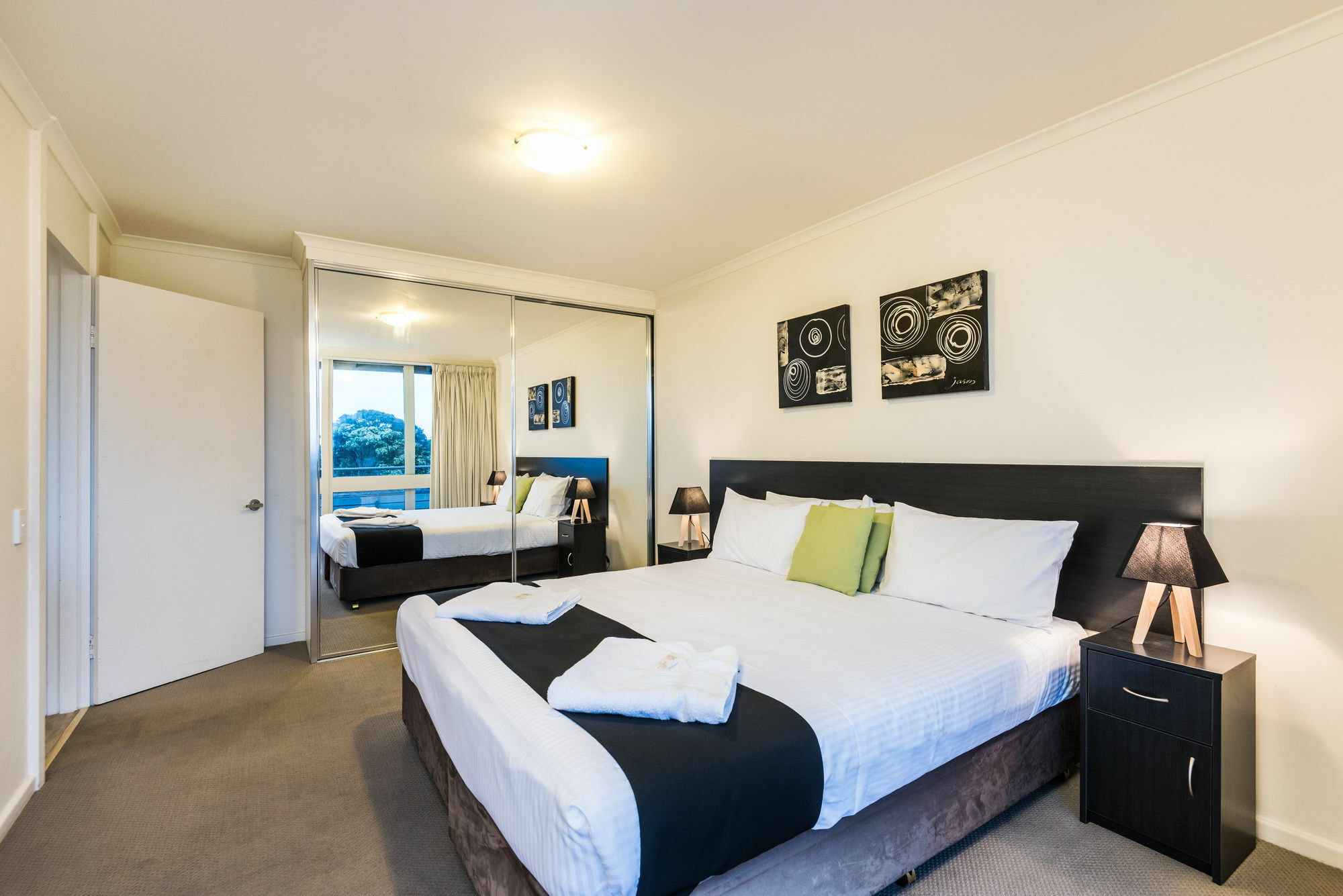 Horizon Holiday Apartments Нарума Экстерьер фото