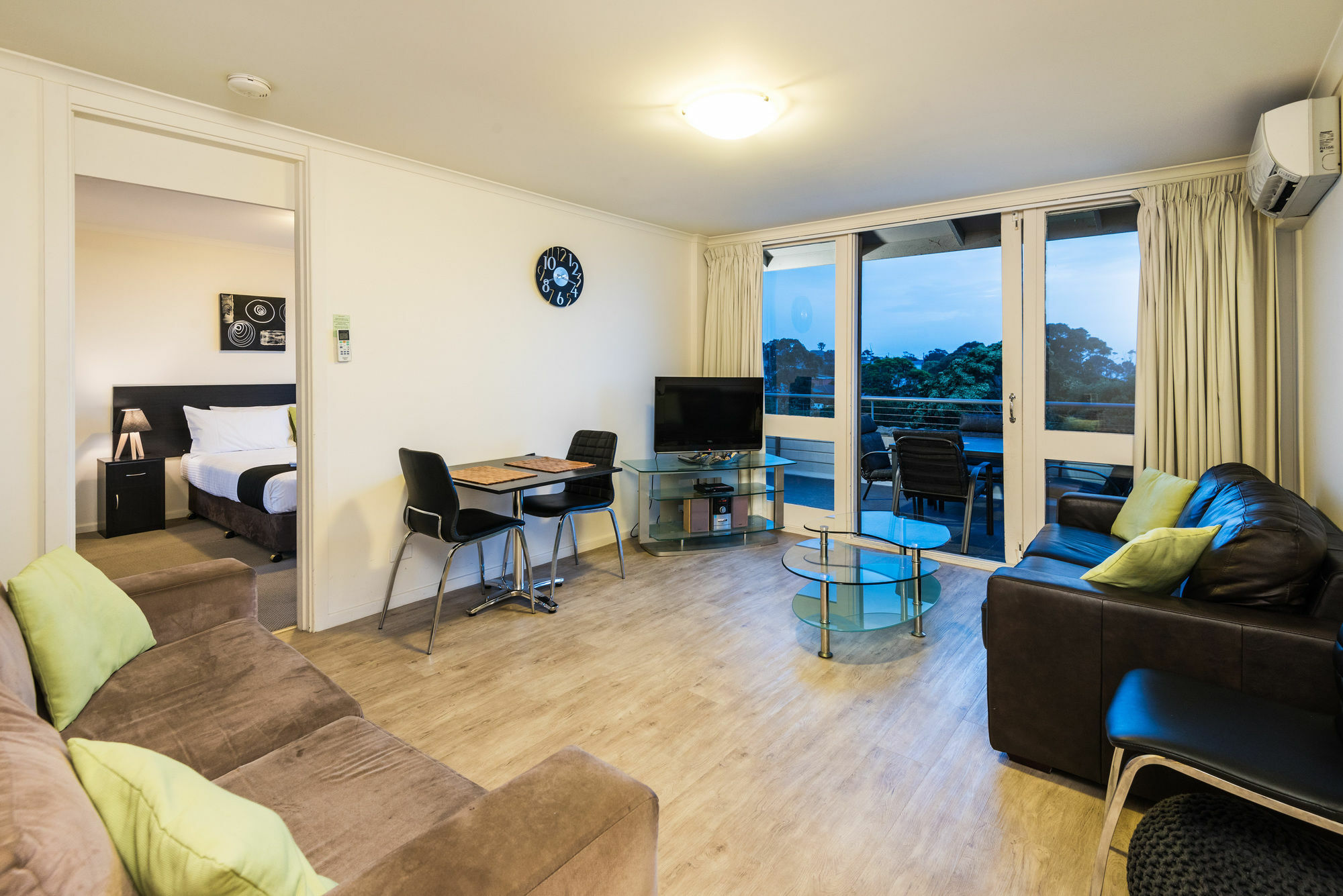 Horizon Holiday Apartments Нарума Экстерьер фото